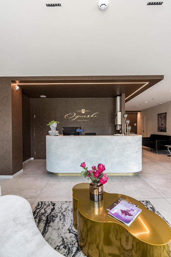 Oginski Hotel 풀룽게 외부 사진