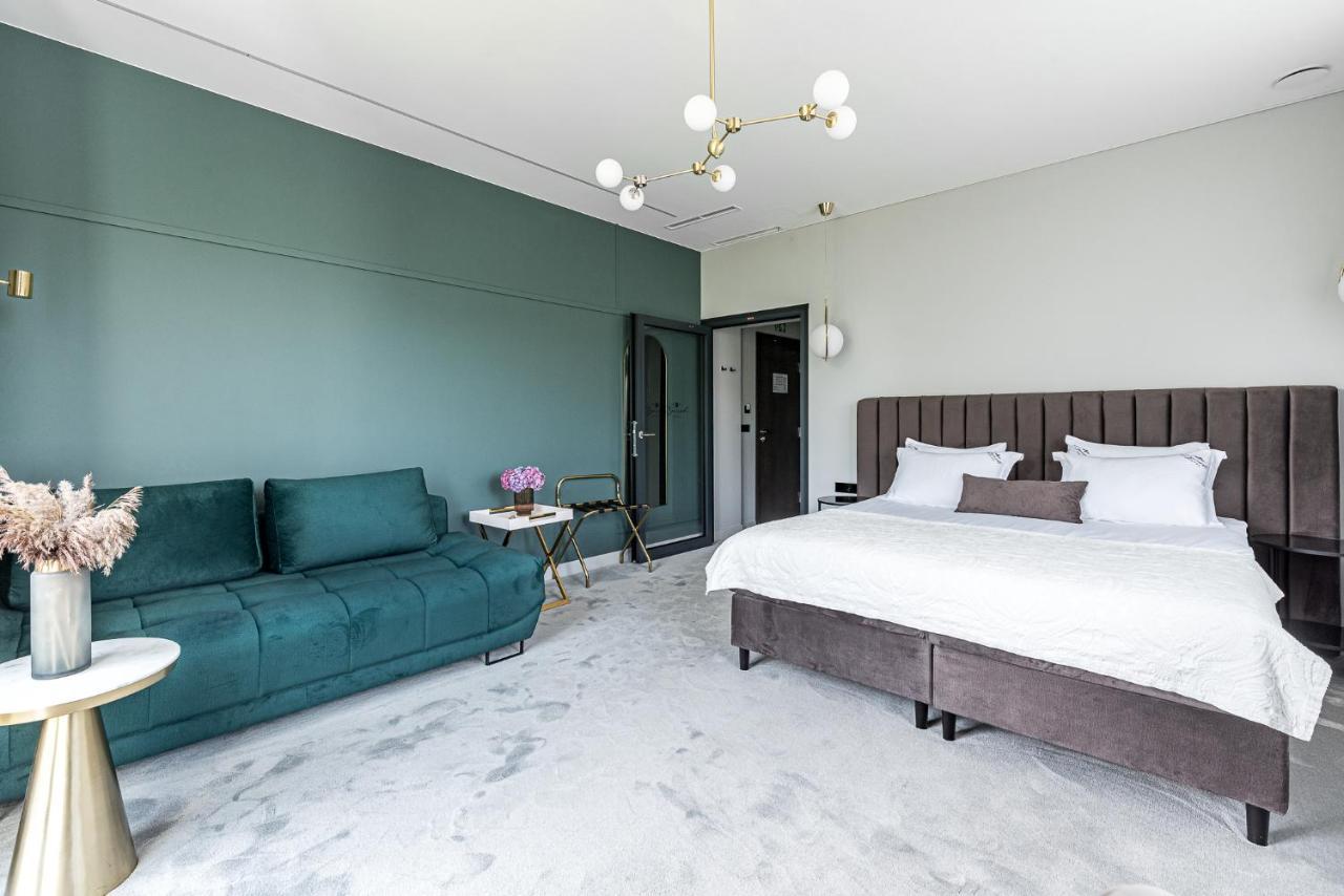 Oginski Hotel 풀룽게 외부 사진